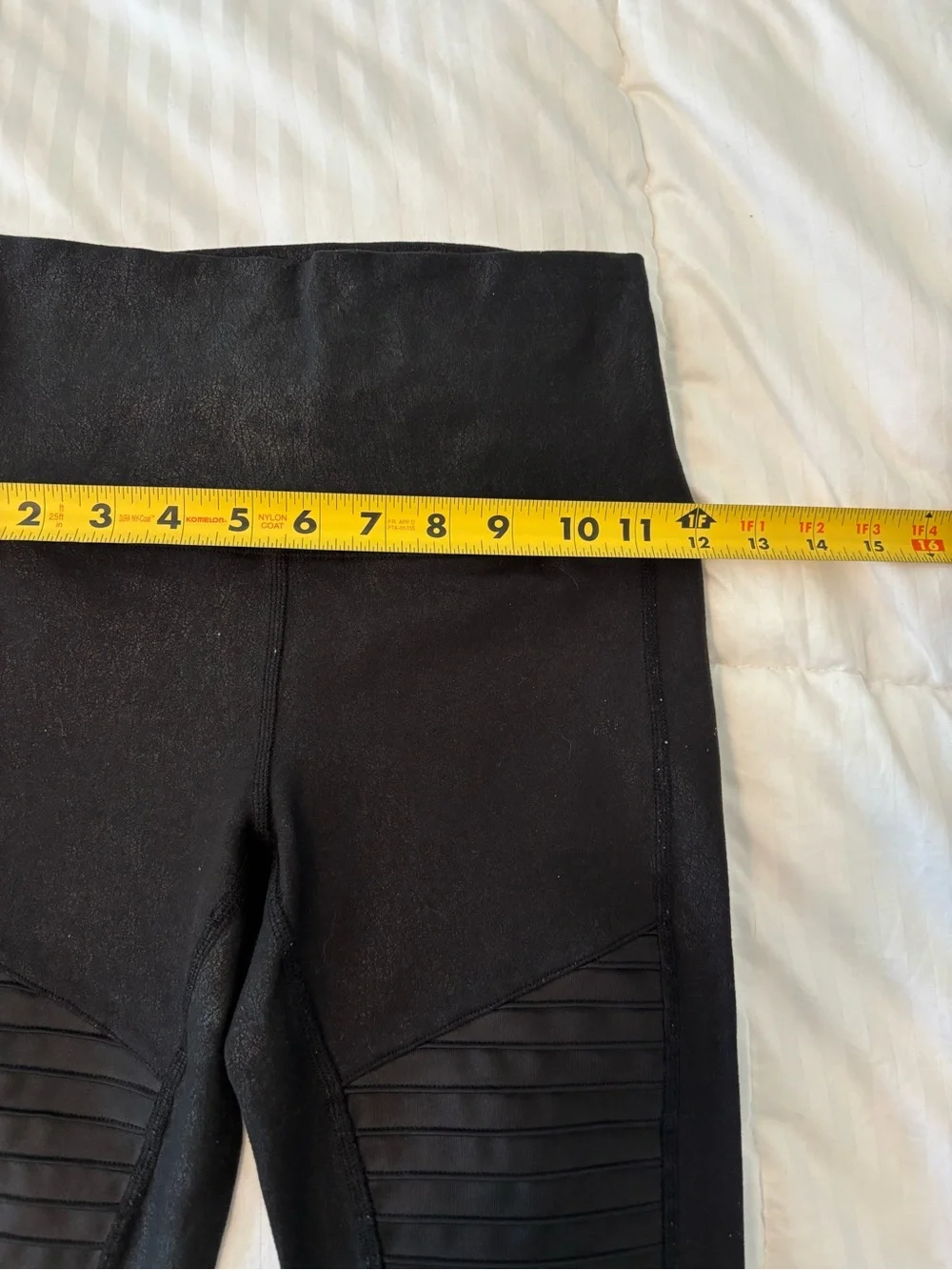 ALO Yoga Moto Leggings Black High Waist Quilted Mesh Panel XS